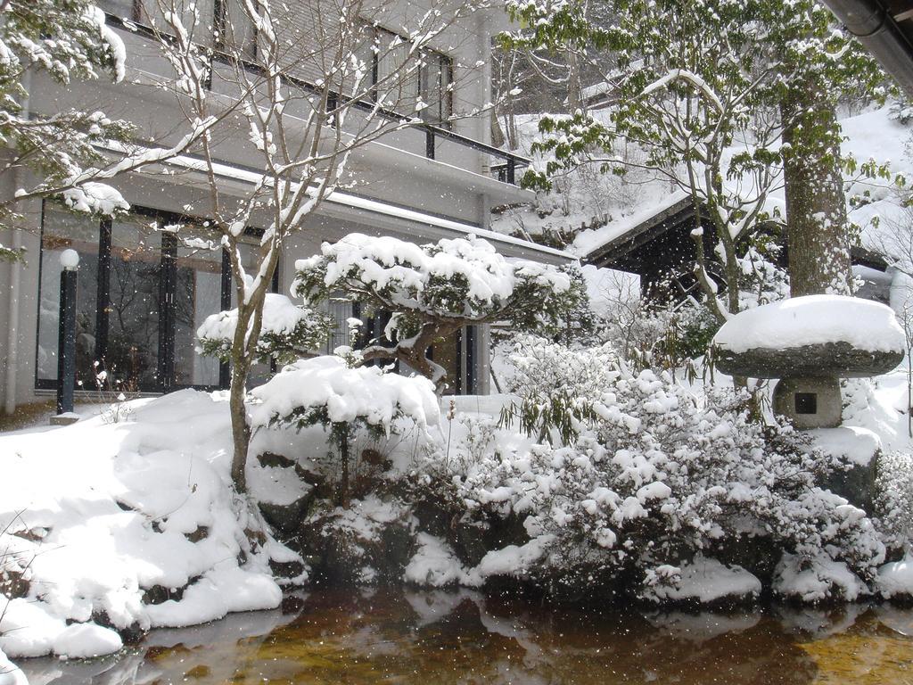 Nukumorino-Yado Komanoyu Kiso Buitenkant foto
